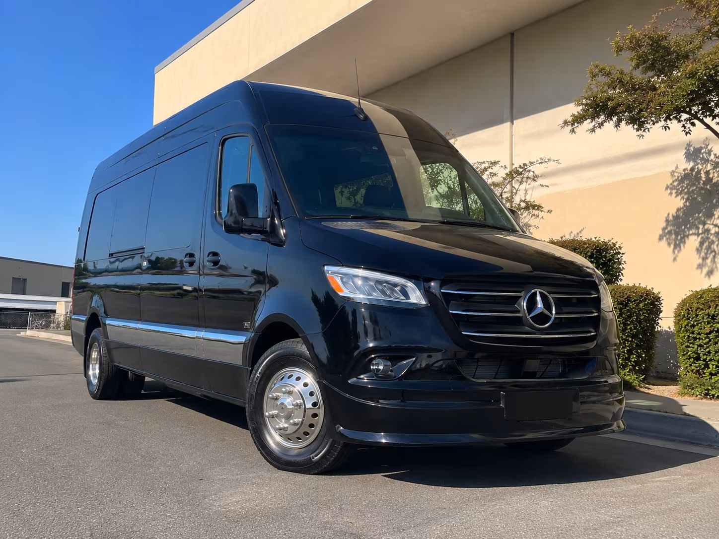 find the perfect transportation for your next private event 5