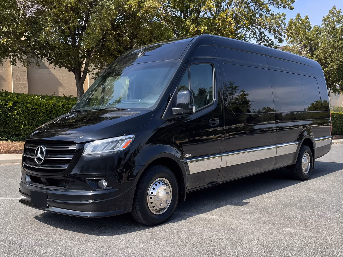 find the perfect transportation for your next wedding 5